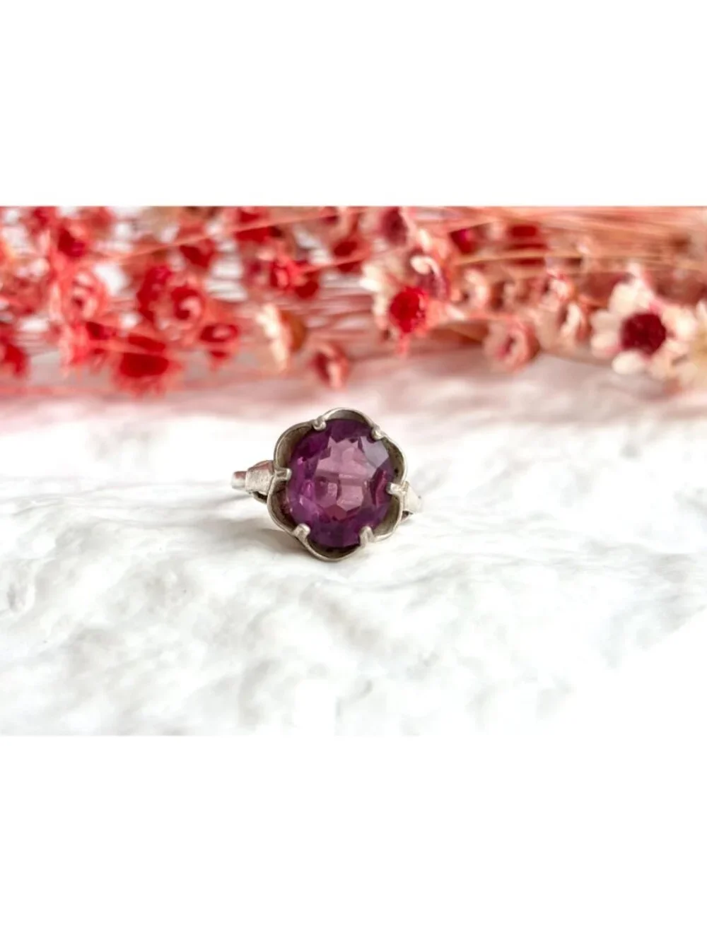 Amethyst Gemstone Scalloped Floral Sterling Silver 925 Vintage Ring - sz 7.5